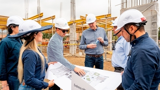 Laurent Mulley de Endress+Hauser Group visita Colombia.