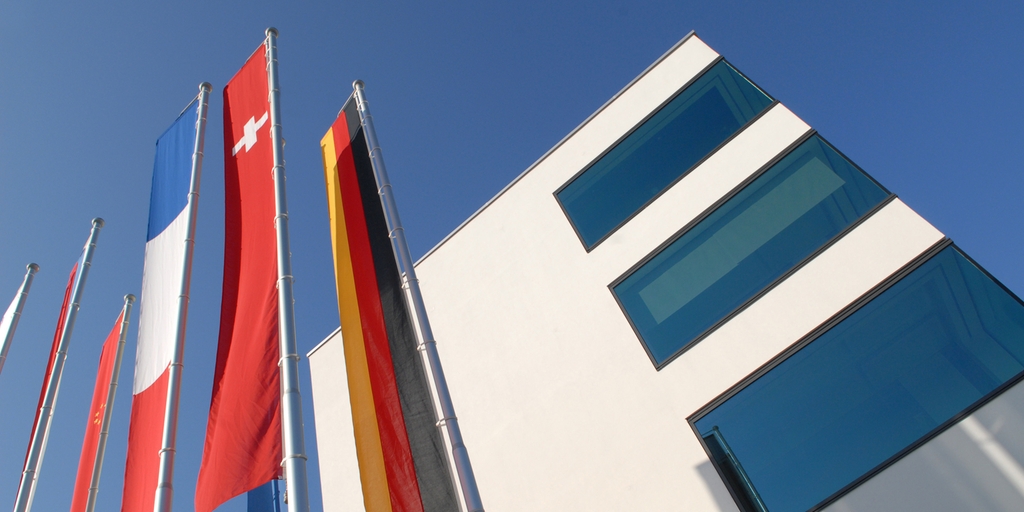 Endress+Hauser presentará su informe anual auditado de 2016 en Basilea, Suiza, el 9 de mayo de 2017. Endress+Hauser presentará su informe anual auditado de 2016 en Basilea, Suiza, el 9 de mayo de 2017.