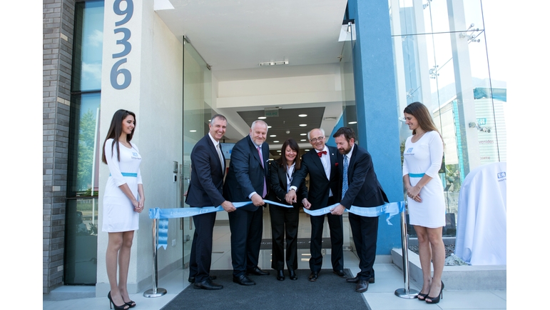 Inauguración del nuevo edificio corporativo del Centro de Ventas de Chile