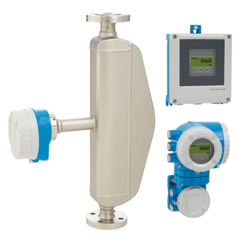 Imagen del caudalímetro Coriolis Proline Promass H 500 / 8H5B con diferentes transmisores remotos