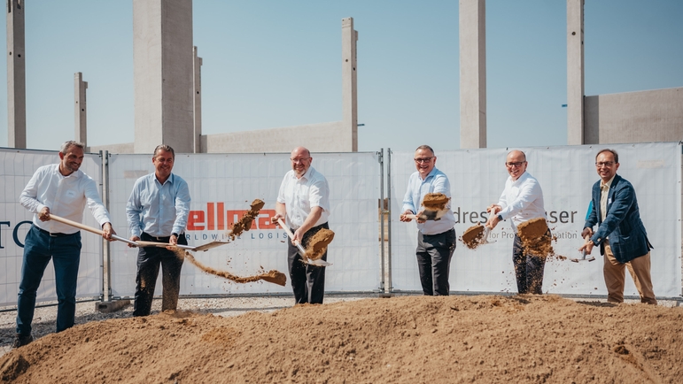 European logistics hub: Groundbreaking at the site of the new logistics center in Germany.