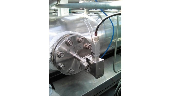 Sonda Raman Rxn-41 instalada en una línea de transferencia de buques para abastecimiento de GNL