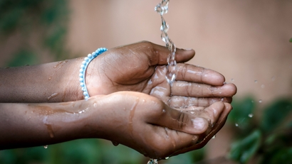 Agua limpia y saneamiento para el mundo